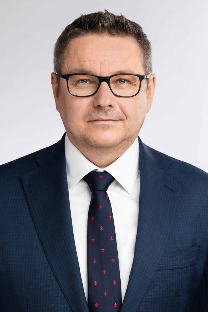 Michal Kára https://www.hypocare.cz//files_source/makler_profil/upload/images/Kara_Michal.jpg