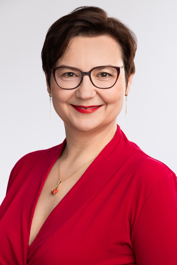 Klára Fidlerová https://www.hypocare.cz//files_source/makler_profil/upload/images/fidlerova_klara.jpeg